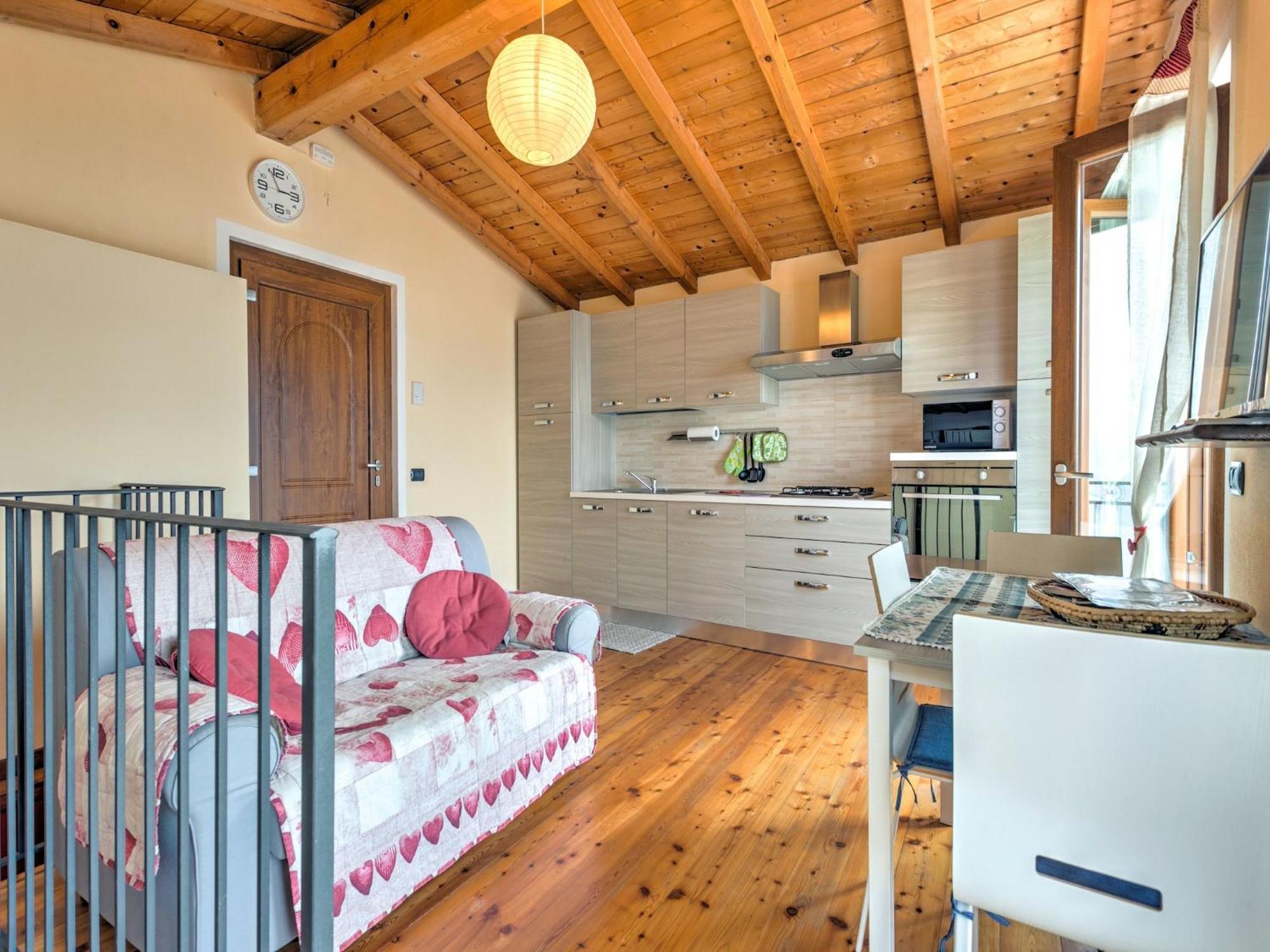 Apartamento Wonderful Flat With Swimming Pool Lift And Garden Gravedona Exterior foto