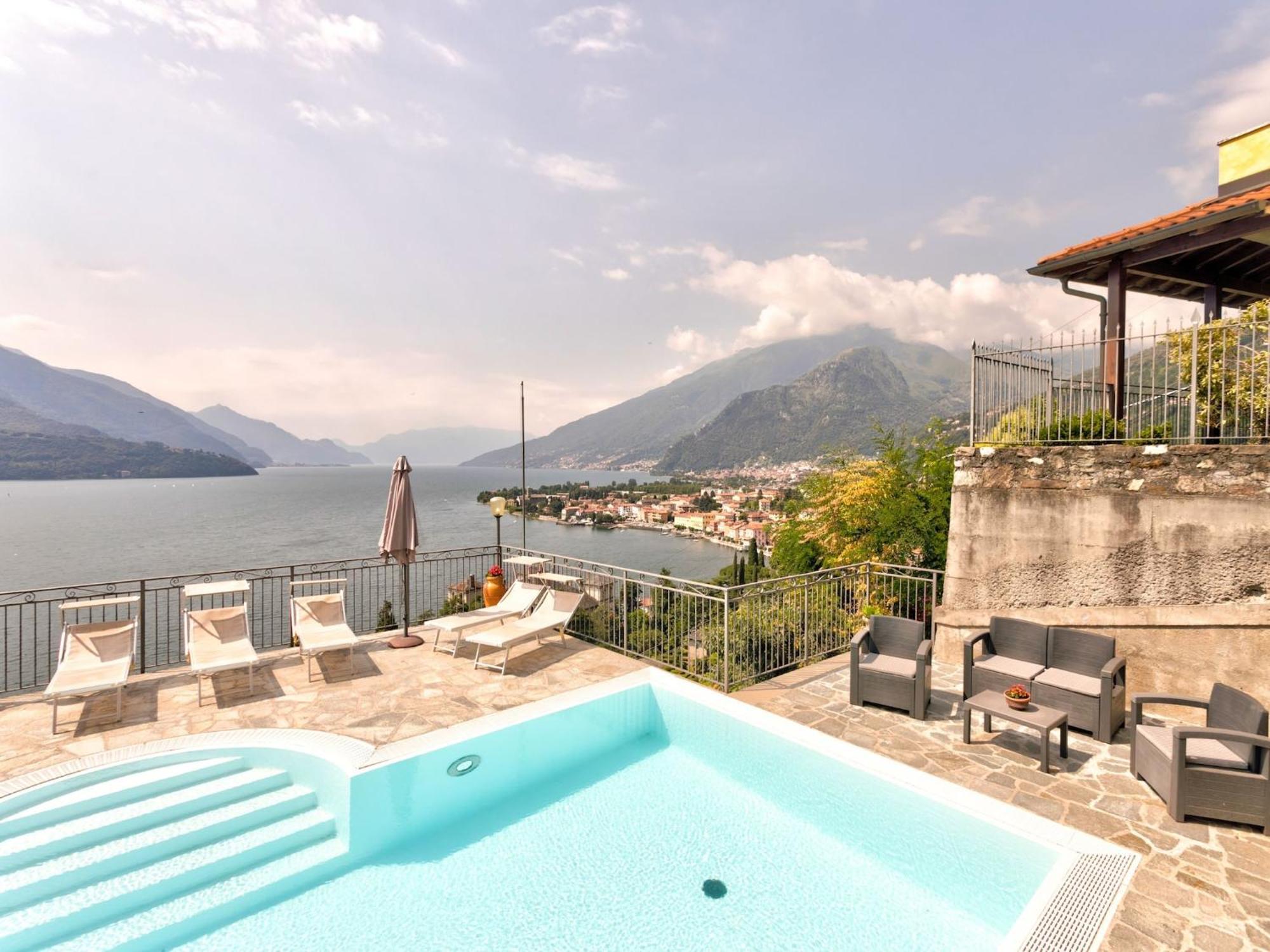 Apartamento Wonderful Flat With Swimming Pool Lift And Garden Gravedona Exterior foto