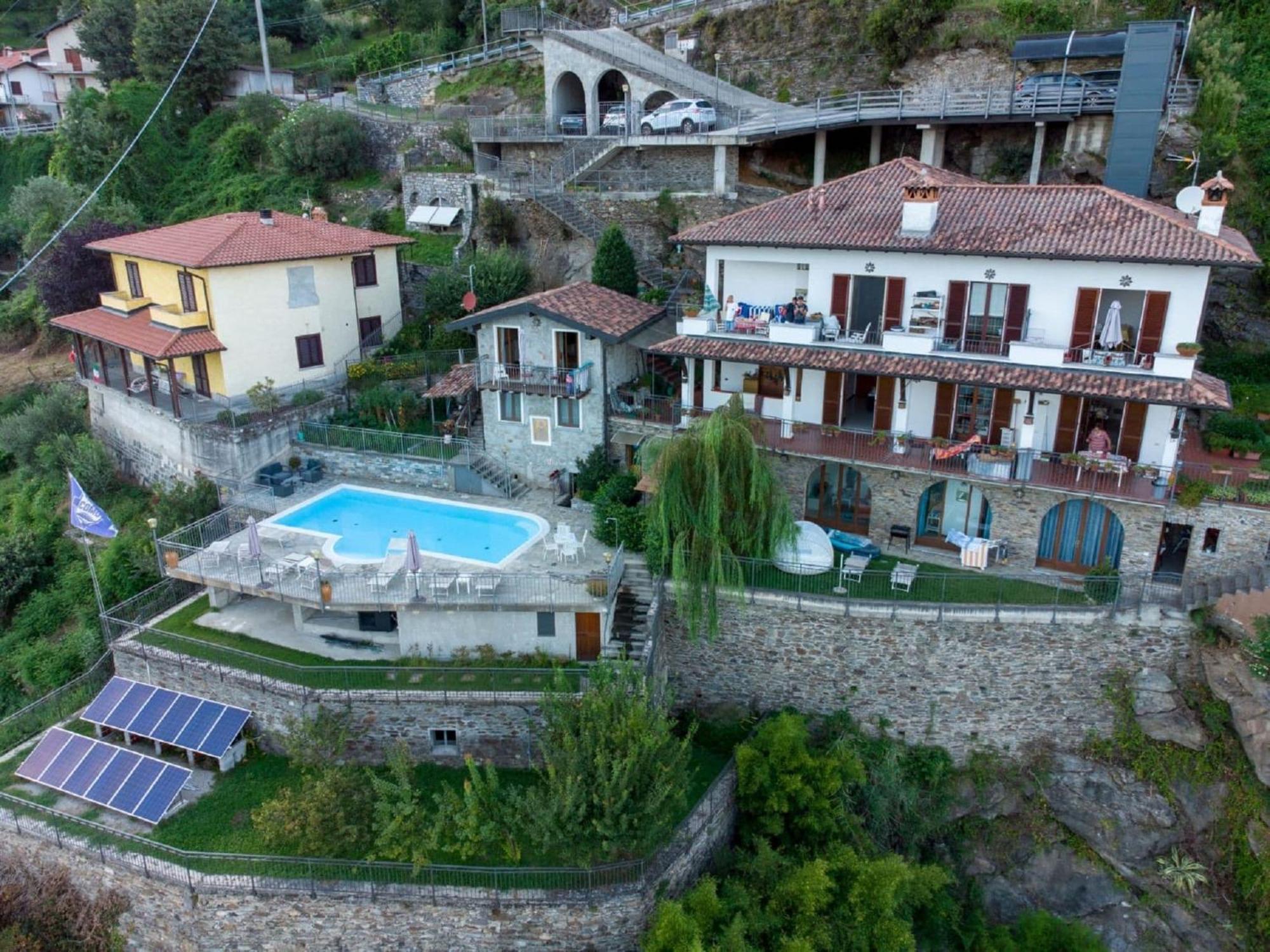Apartamento Wonderful Flat With Swimming Pool Lift And Garden Gravedona Exterior foto